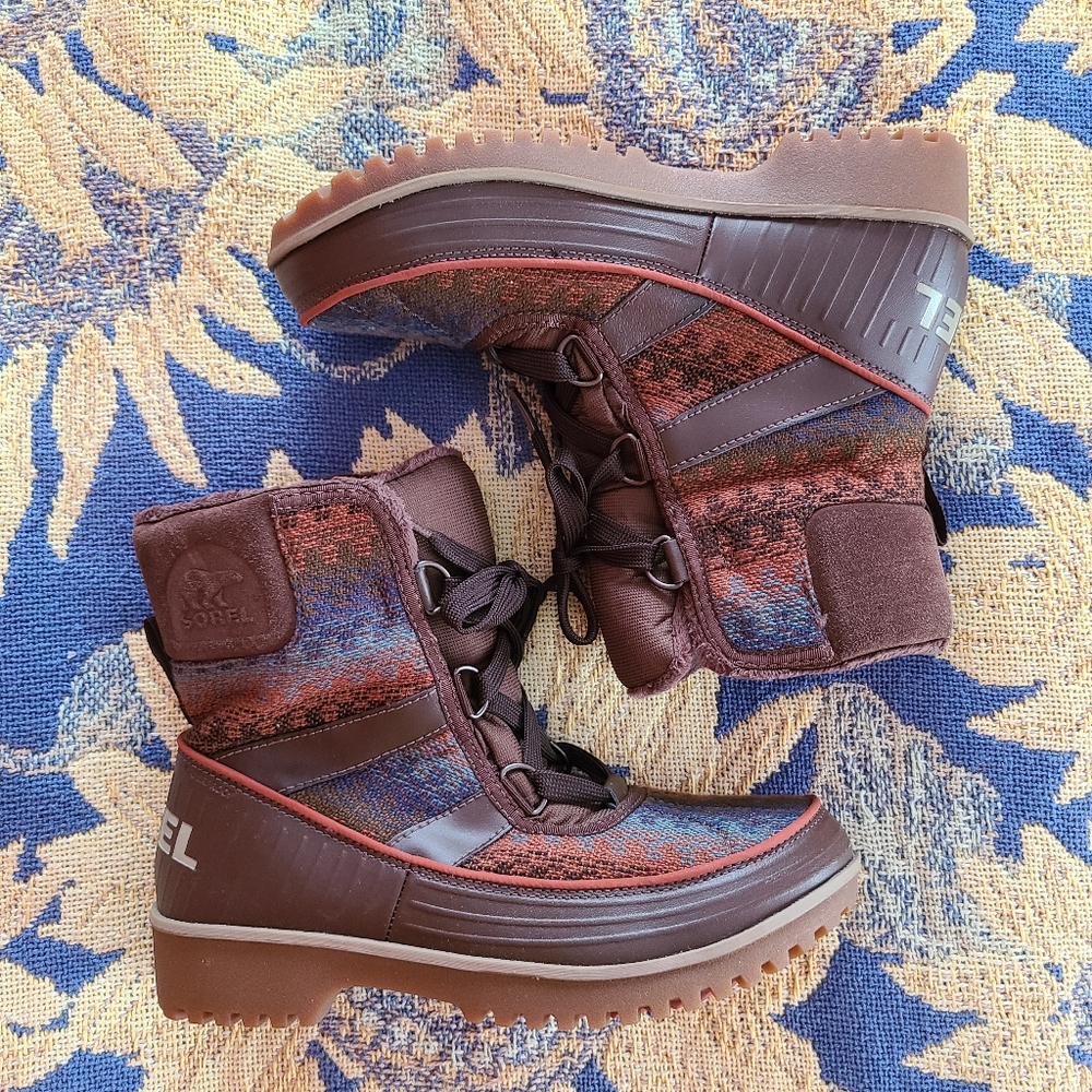 SOREL TIVOLI II AZTEC Women's Ankle Boots